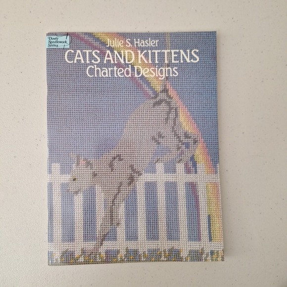 Vintage Dover Needlework Series 4 Design Books Danish Floral Initials Alpha Cats - Picture 10 of 11